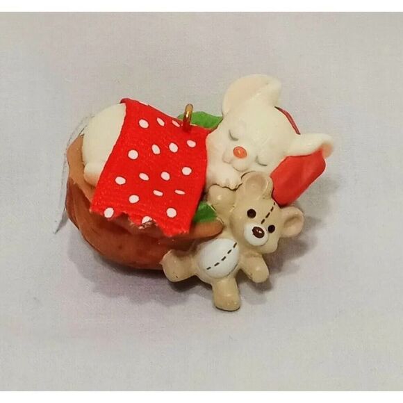 Mouse Sleeping in Walnut Shell Christmas Ornament 1984 Hallmark 1" Resin Bear - Picture 1 of 4